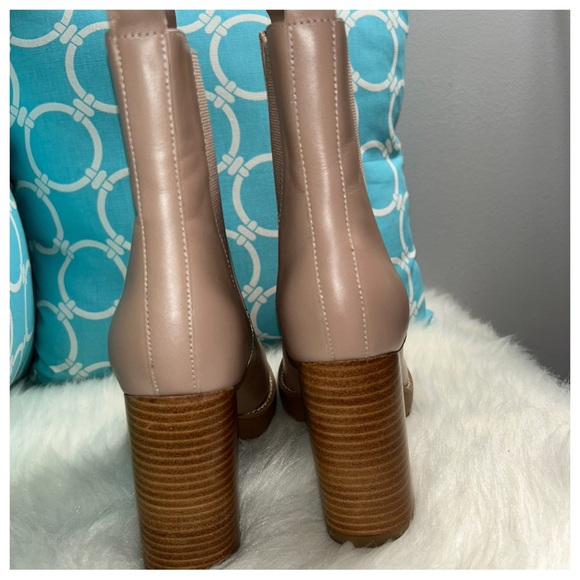 Charles David Gambit Dark Nude Leather Pull On Platform Booties Sz 9 - Picture 4 of 12